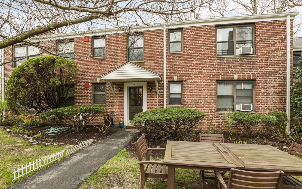 Open House 4/17&nbsp;12-2PM