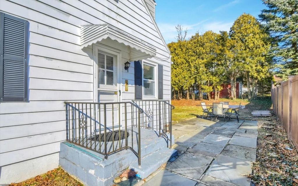 Open House this Saturday March 12 in&nbsp;Valhalla